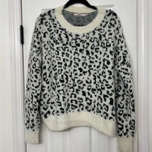 Leopard Print Sweater - Black and White